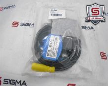 (2) SICK ZLM1-B1421A10P01 MOUNTING BRACKET