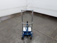 880 Pound Capacity Mobile Table lift