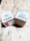 EATON/CUTLER-HAMMER 10250T111 LOT OF 2 Pushbutton