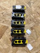 REXROTH 898 500 392 2 LOT OF 5 Pneumatic Manifold