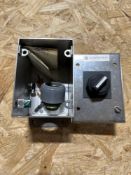 ALLEN BRADLEY 800H-R3HX4TL 3 Position Selector Switch