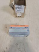 ALLEN BRADLEY 1794-0A16 PLC Module, Output Module