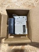 OMRON CJ1W-ID211 I/O Module, 24 VDC