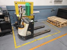 Crown WP3035-45 Electric Pallet Jack