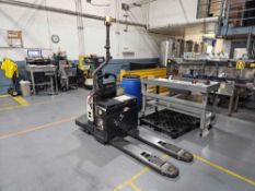 Crown PE4500-60 Electric pallet Jack