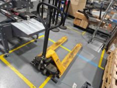 Uline H-1785 Scissor Lift Pallet Truck