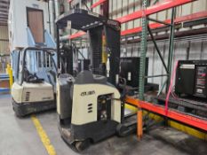 Crown RR5725-35 Standing Sideshifter Forklift