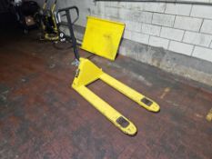 Yale Pallet Jack