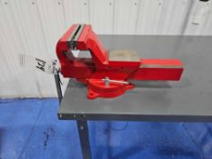 Table Top Vise