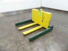 Southworth E-Z Reach SPTU-2 Portable Straddle Bin and Tote Tilter