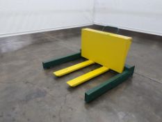 Southworth E-Z Reach SPTU-2 Portable Straddle Bin and Tote Tilter