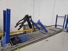 Gravity Fed Roller Conveyor