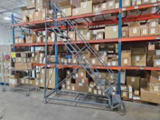 Tri-Arc Rolling Step Ladder