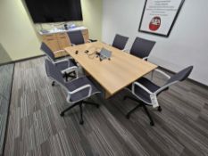 Lot Of Office Furniture