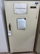 Montgomery Ward 4935 Freezer