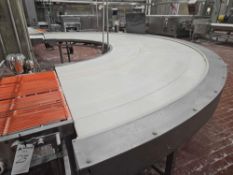 52 Inch Wide 90 Degree Smooth Top Belt Conveyor