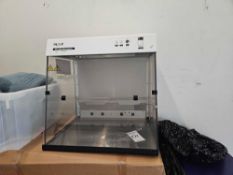 UVP UV2 PCR TD0017 Workstation