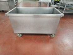 Stainless Steel Tub With Drain on Casters
