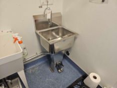 SANI-LAV Foot Pedal Controlled Stainless Steel Sink