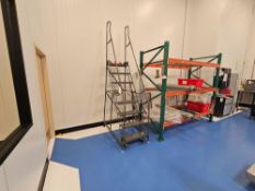 Ega 0719 Rolling Platform Ladder