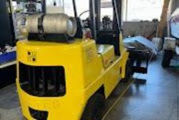 Hyster 8,000 lbs Forklift