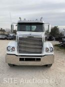 2016 Freightliner Coronado T/A Daycab Glider Truck