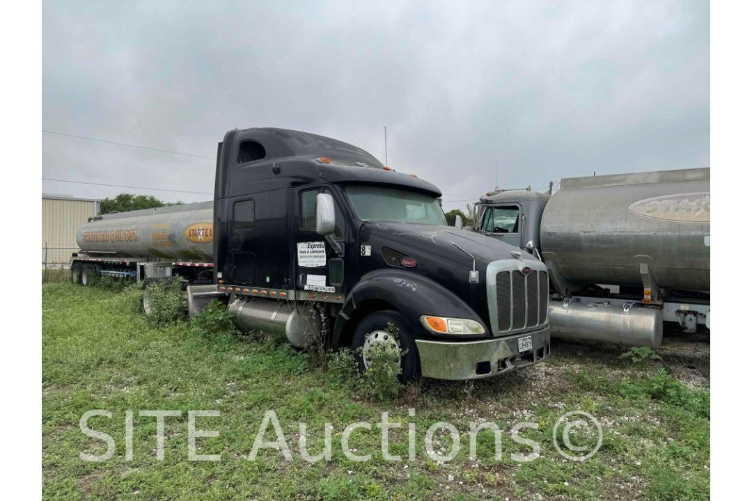 2005 Peterbilt 387 T/A Sleeper Truck Tractor - Image 1 of 25