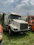 2001 International 9200i T/A Sleeper Truck Tractor