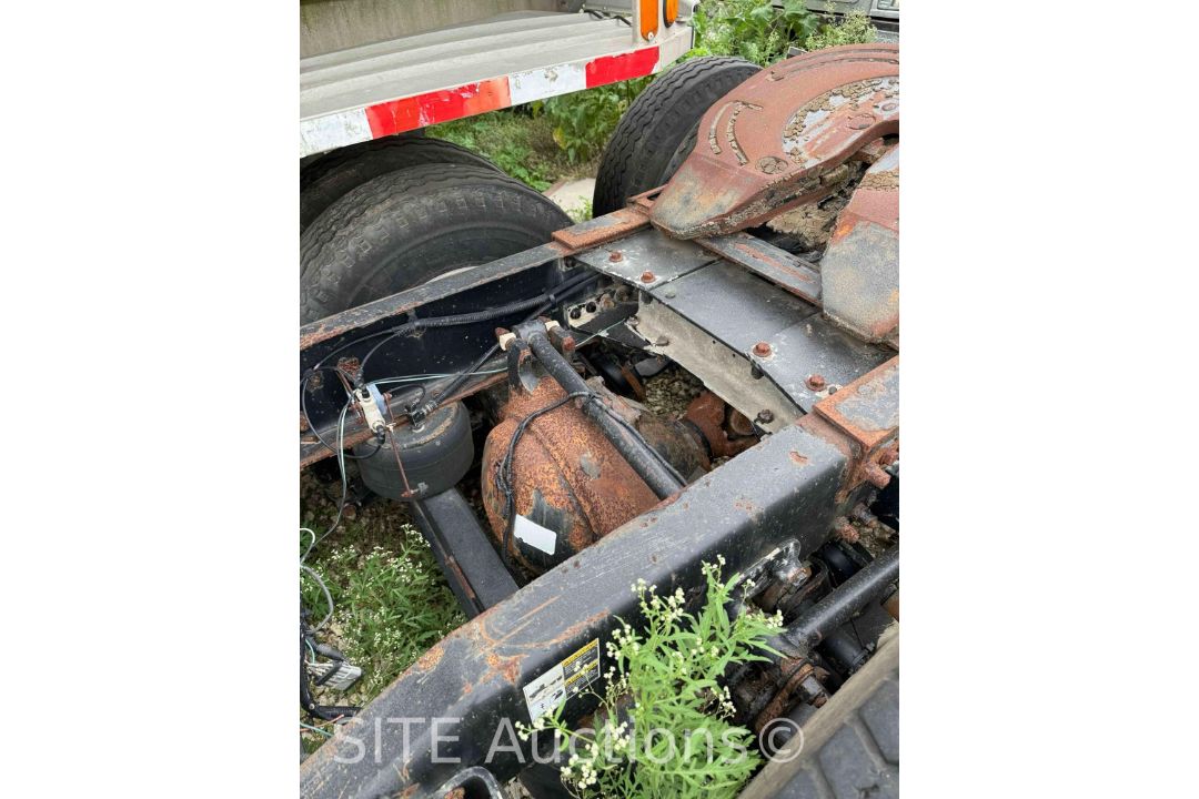 2005 Peterbilt 387 T/A Sleeper Truck Tractor - Image 6 of 25