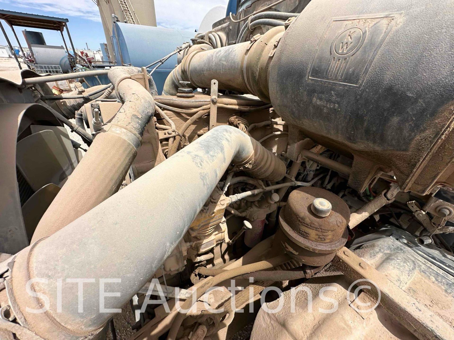 2006 Kenworth T2000 T/A Sleeper Truck Tractor - Image 17 of 23