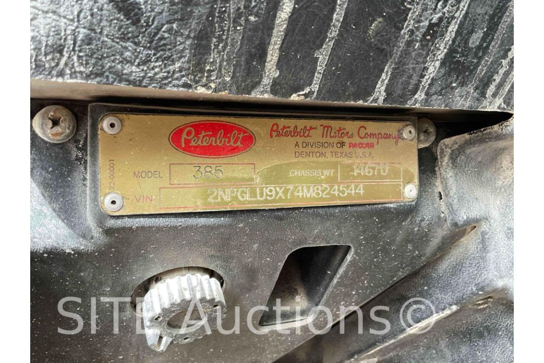 2004 Peterbilt 385 T/A Fuel Truck - Image 18 of 24