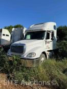 2004 Freightliner Columbia T/A Sleeper Truck Tractor