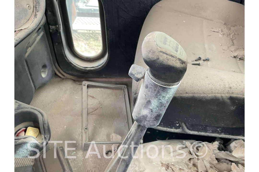2004 Peterbilt 385 T/A Fuel Truck - Image 20 of 24
