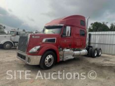 2007 Volvo VT880 T/A Sleeper Truck Tractor