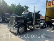 1980 Peterbilt 359 T/A Sleeper Truck Tractor