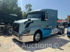 2013 Volvo VNL T/A Sleeper Truck Tractor