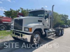 2016 Mack CHU613 Pinnacle T/A Daycab Truck Tractor