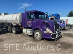2005 Volvo VNL T/A Daycab Truck Tractor