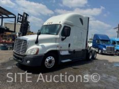 2017 Freightliner Cascadia T/A Sleeper Truck Tractor