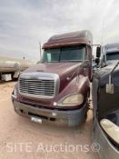 2004 Freightliner Columbia T/A Sleeper Truck Tractor