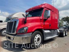 2012 Freightliner Cascadia T/A Sleeper Truck Tractor