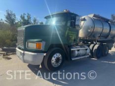 1994 Mack CH613 T/A Daycab Truck Tractor