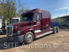 2015 Freightliner Cascadia T/A Sleeper Truck Tractor