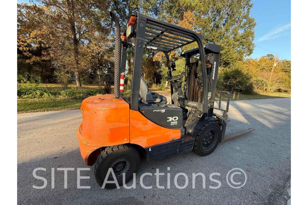 Doosan D30S-5 Forklift - Image 3 of 15