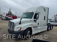2015 Freightliner Cascadia T/A Sleeper Truck Tractor