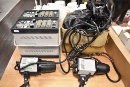 A Bowen Quadmatic Studio Flash System. With two Bowen Quadmatic 3k Power Packs HD382756 &