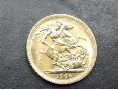 A United Kingdom 1966 Queen Elizabeth II Gold Sovereign, Royal Mint, possible proof