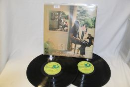 A VG/VG copy of Pink Floyd's Ummagumma on Harvest - gatefold sleeve double