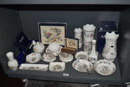 An assorted collection of Aynsley Pembroke patterned china, including vases, trinket dishes, place