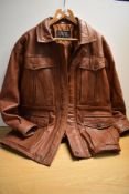 A Lakeland mens tan leather multi pocketed jacket (40' chest).